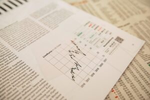 Read more about the article Decoding Financial Reports for Long Term Success